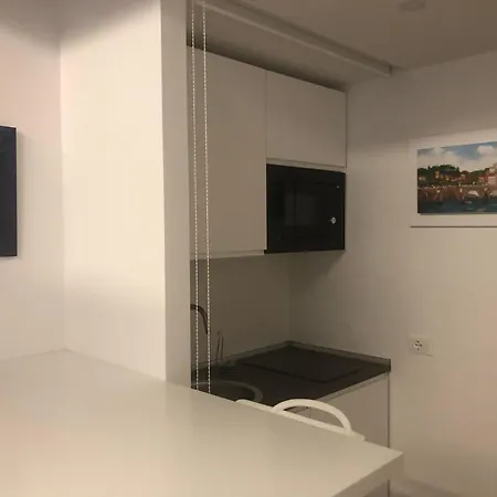 Easydomus Apartament *